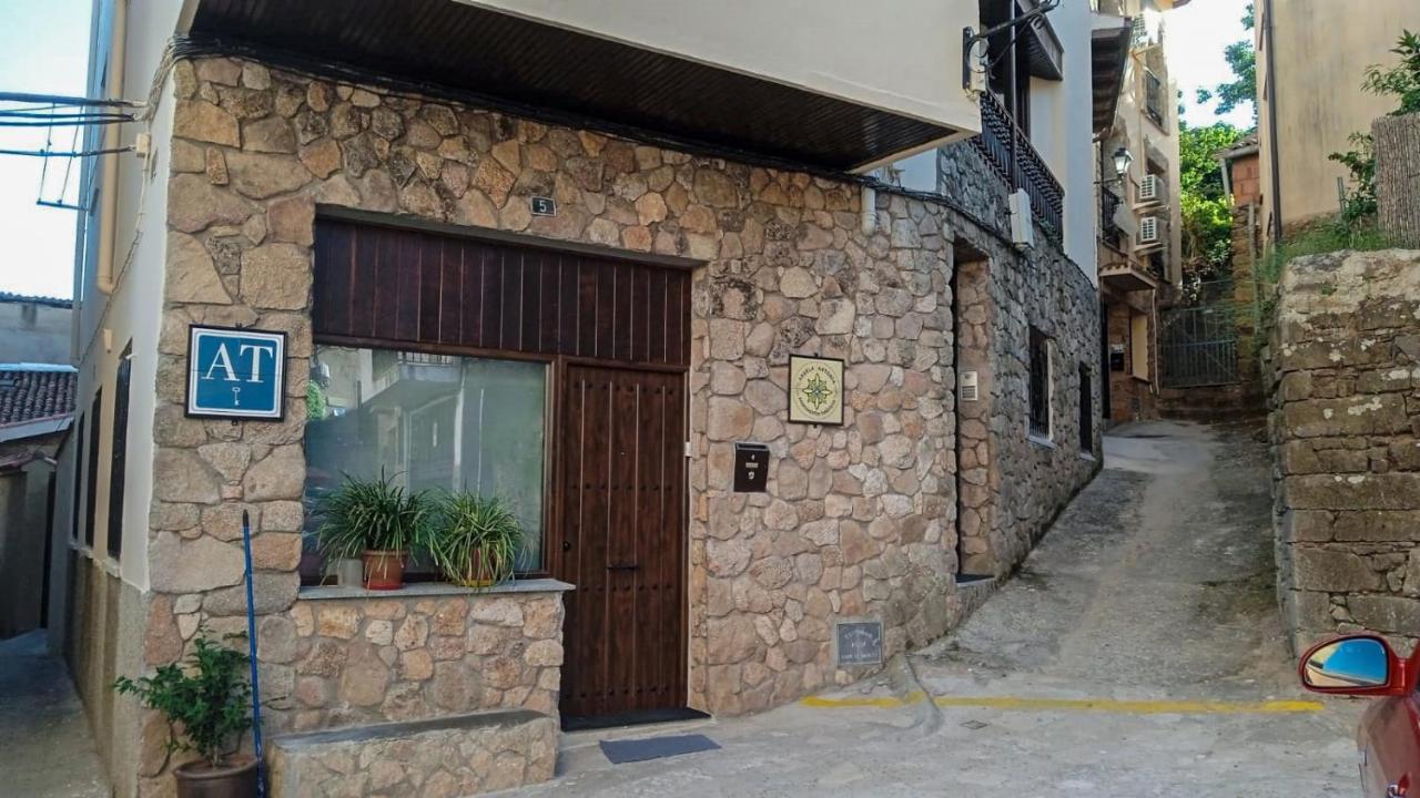At La Abuela Antonia-La Casina Apartamento Torre de Don Miguel Exterior foto